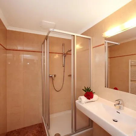 Zur Post 2* Maishofen